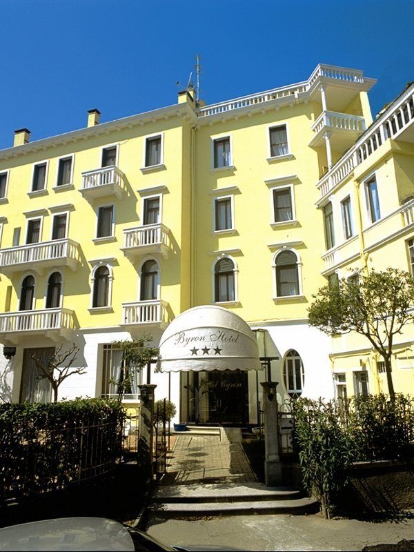 Hotel Byron 威尼斯丽都 外观 照片