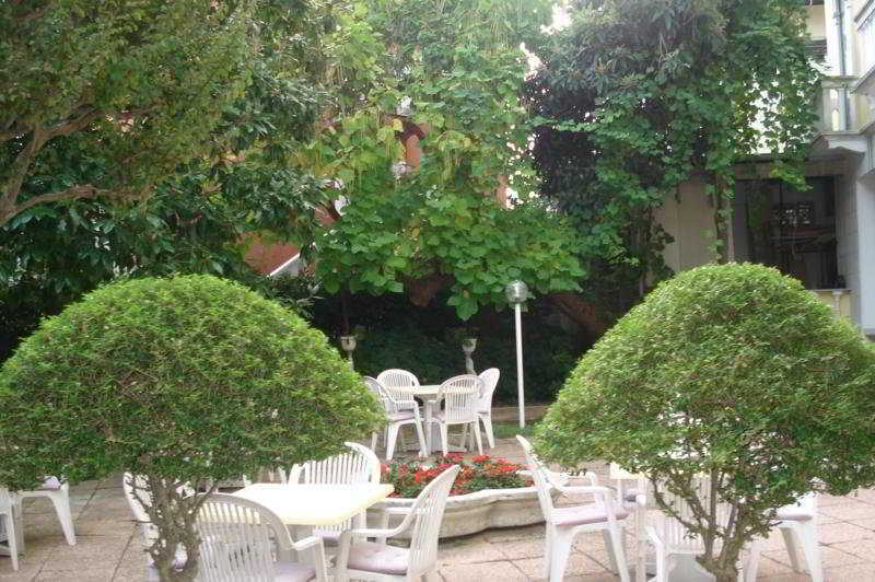 Hotel Byron 威尼斯丽都 餐厅 照片